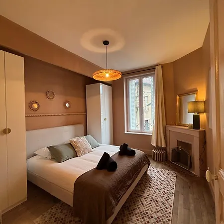 Cocon Retro 2 Chambres, 6 Personnes, Centre Lejlighed