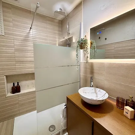 Cocon Retro 2 Chambres, 6 Personnes, Centre Lejlighed