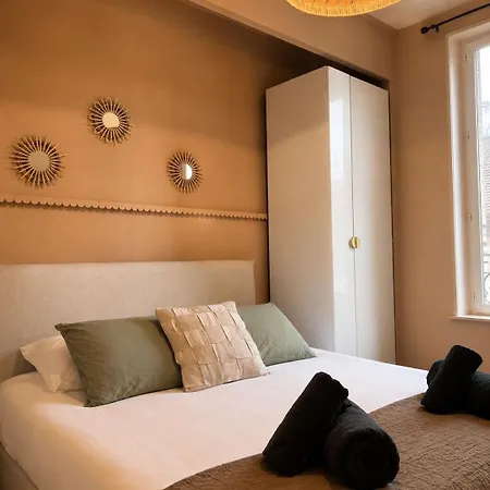 Cocon Retro 2 Chambres, 6 Personnes, Centre *