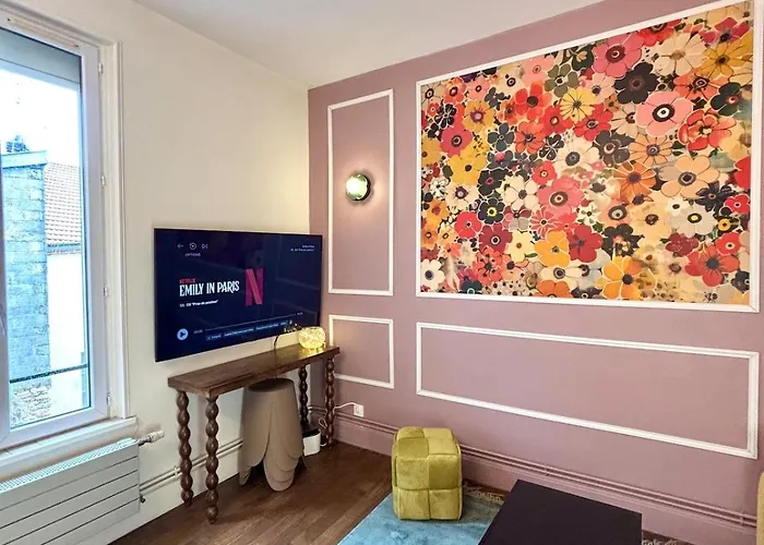 Cocon Retro 2 Chambres, 6 Personnes, Centre