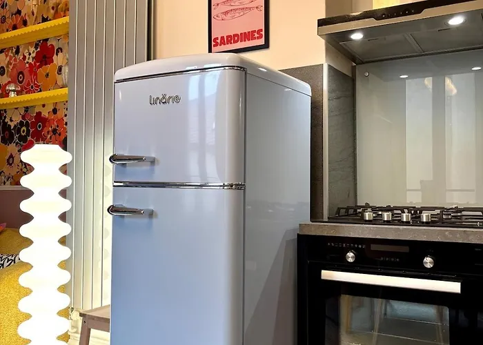 Cocon Retro 2 Chambres, 6 Personnes, Centre *